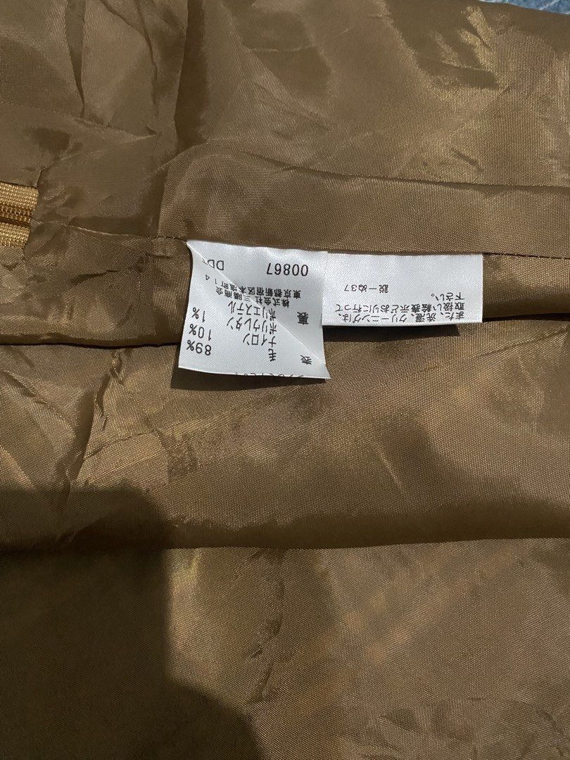 Burberry blue label skirt (Category: Skirts) located in Bato. Submitted by itsmethriftlist (Listing ID 1469544842, Image 3). Description: Asnew 36 on tag W28/21L.