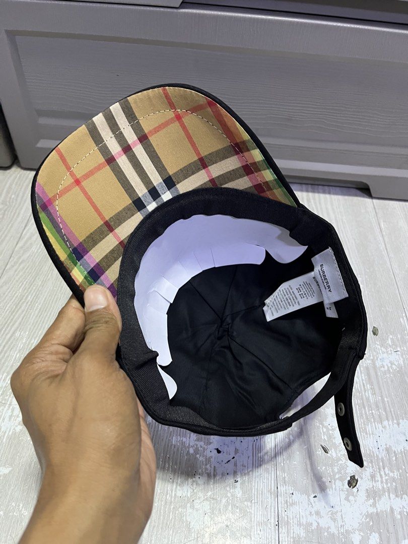 burberry TB dadhat plaid underbrim (Category: Caps & Hats) located in Manila. Submitted by ownywest833 (Listing ID 1469394071, Image 2). Description: brandnew condition no issues.