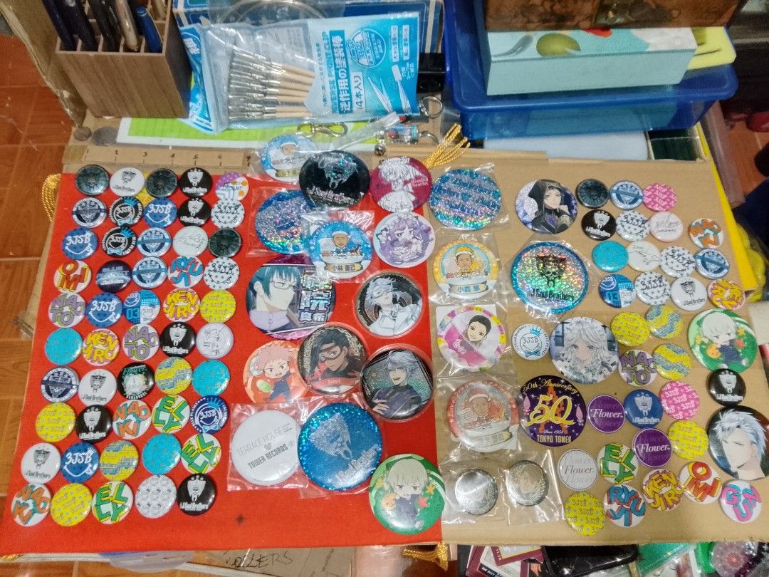 Button Pins Japan (Category: Other Stationery & Craft) located in Santo Tomas. Submitted by retrotastic (Listing ID 1469458547, Image 1). Description: 100 pcs for ₱500 only😱.