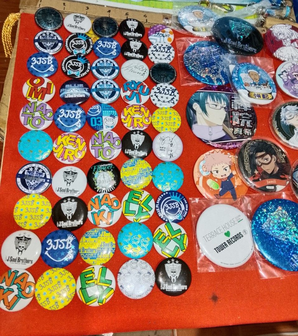 Button Pins Japan (Category: Other Stationery & Craft) located in Santo Tomas. Submitted by retrotastic (Listing ID 1469458547, Image 2). Description: 100 pcs for ₱500 only😱.