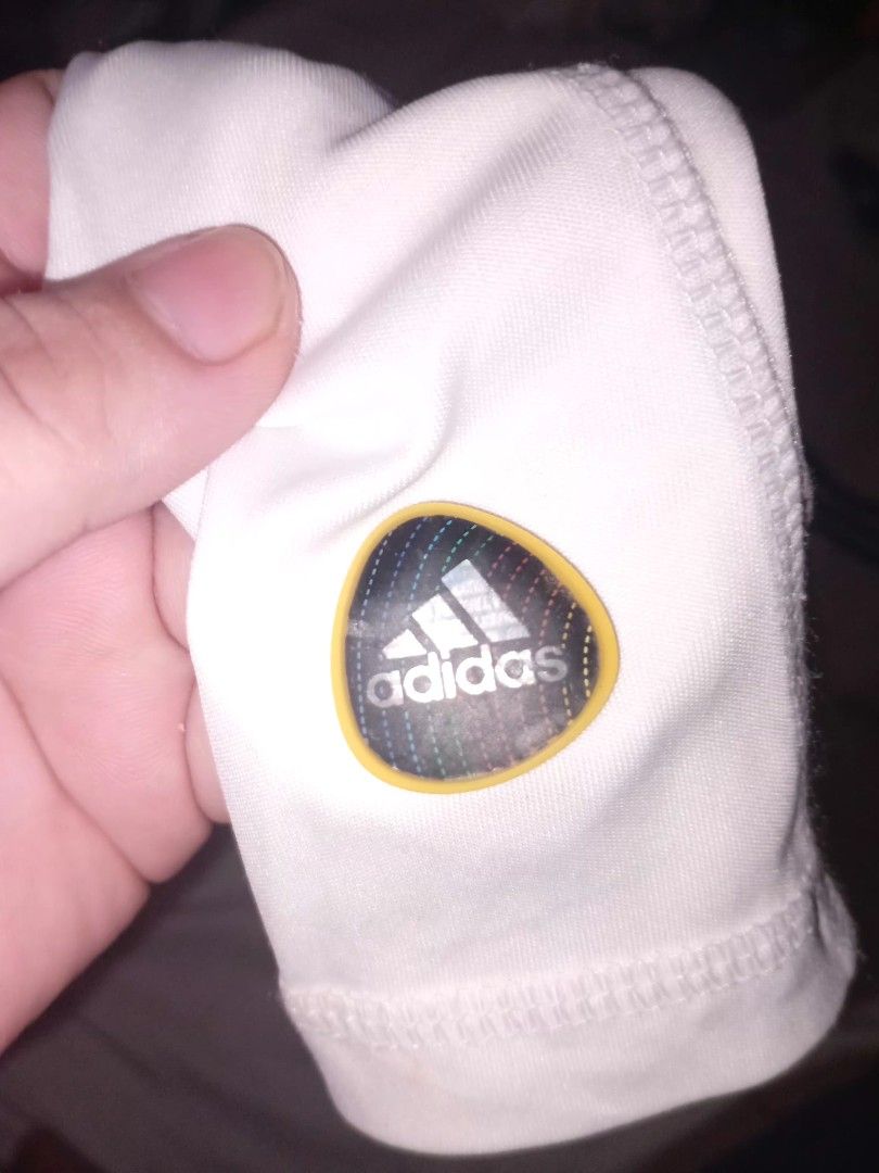 BWIN JERSEY VINTAGE (Category: Vintage Collectibles) located in Quezon City. Submitted by wise.keith (Listing ID 1469430347, Image 3). Description: .