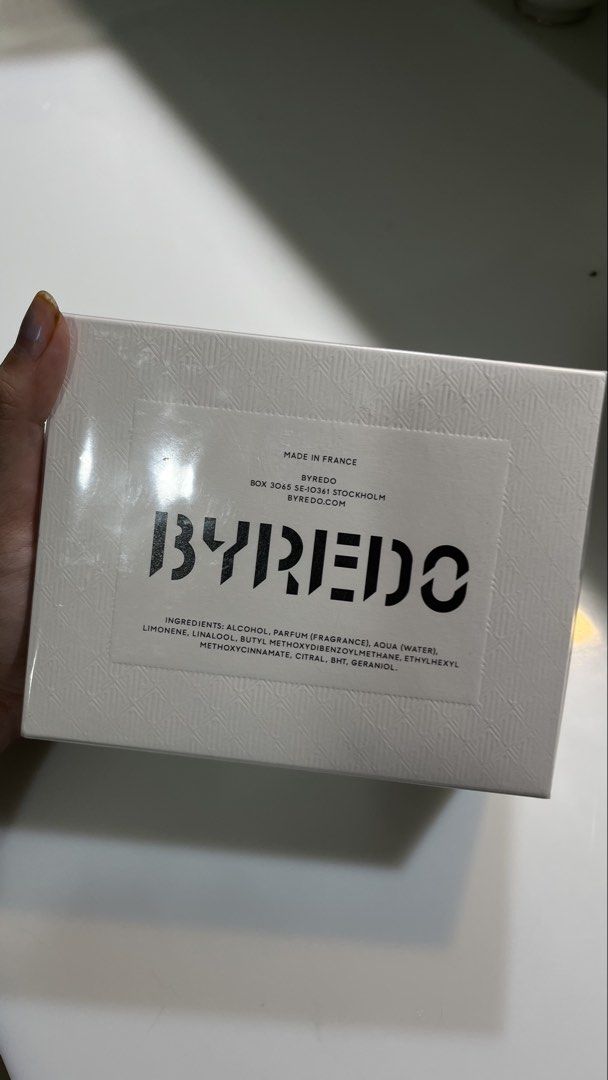 Byredo Gypsy Water Eau De Parfum 50ml (Category: Fragrance & Deodorants) located in Caloocan City. Submitted by mikhacastillo_ (Listing ID 1469475929, Image 2). Description: - Brand: Byredo - Fragrance: Gypsy Water Eau de Parfum - Size: 50ml - Condition: Brand new, sealed in original textured white packaging box - Scent Profile: Woody with top notes of bergamot, lemon, pepper, and juniper berries; heart notes of incense, pine needle, and iris - I