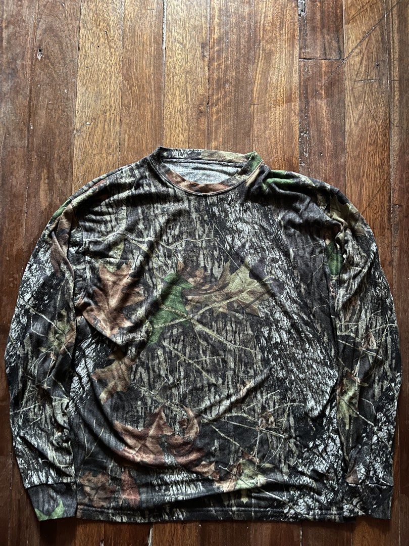 Cabela’s X-Static Realtree longsleeves (Category: Coats, Jackets and Outerwear) located in Los Banos. Submitted by lootmeup (Listing ID 1469425019, Image 1). Description: Cabela’s X-Static Realtree longsleeves X-Static® silver-fiber technology permanently bonded into the fabric. The pure metallic silver provides highly effective antimicrobial odor control and thermal regulation (making it great for outdoors) Size: Width: 21.5 Length: 25 Mine P600