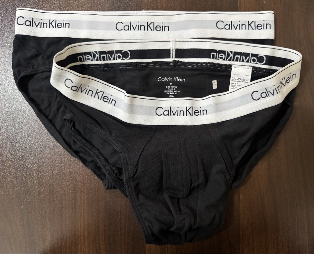 Calvin Klein (Category: Underwear) located in Manila. Submitted by liand04522 (Listing ID 1469445185, Image 3). Description: Calvin Klein 2 Pack Hip Briefs / Underwear Brand New Medium Php 2,500 Meet-up @ Vista Mall Taguig.