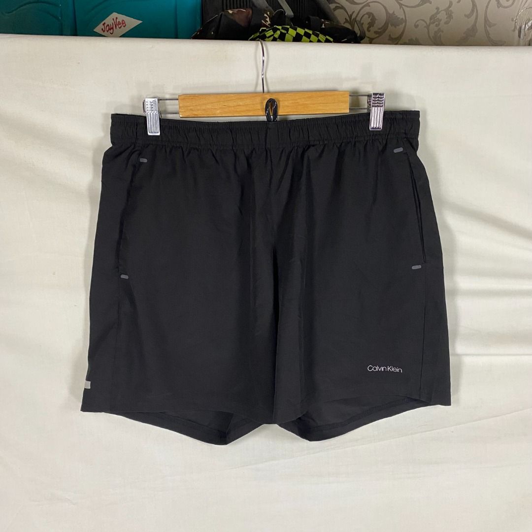 Calvin Klein Performance Running & Training Athletic Shorts / Size Large (Category: Activewear) located in Antipolo. Submitted by canadafindss (Listing ID 1469512443, Image 1). Description: Visit & Follow Canada Finds for more premium thrift, streetwear, vintage, techwear, activewear, and branded finds from Canada 🇨🇦 More items posted regularly: https://www.carousell.ph/u/canadafindss Calvin Klein Performance Running & Training Athletic Shorts 