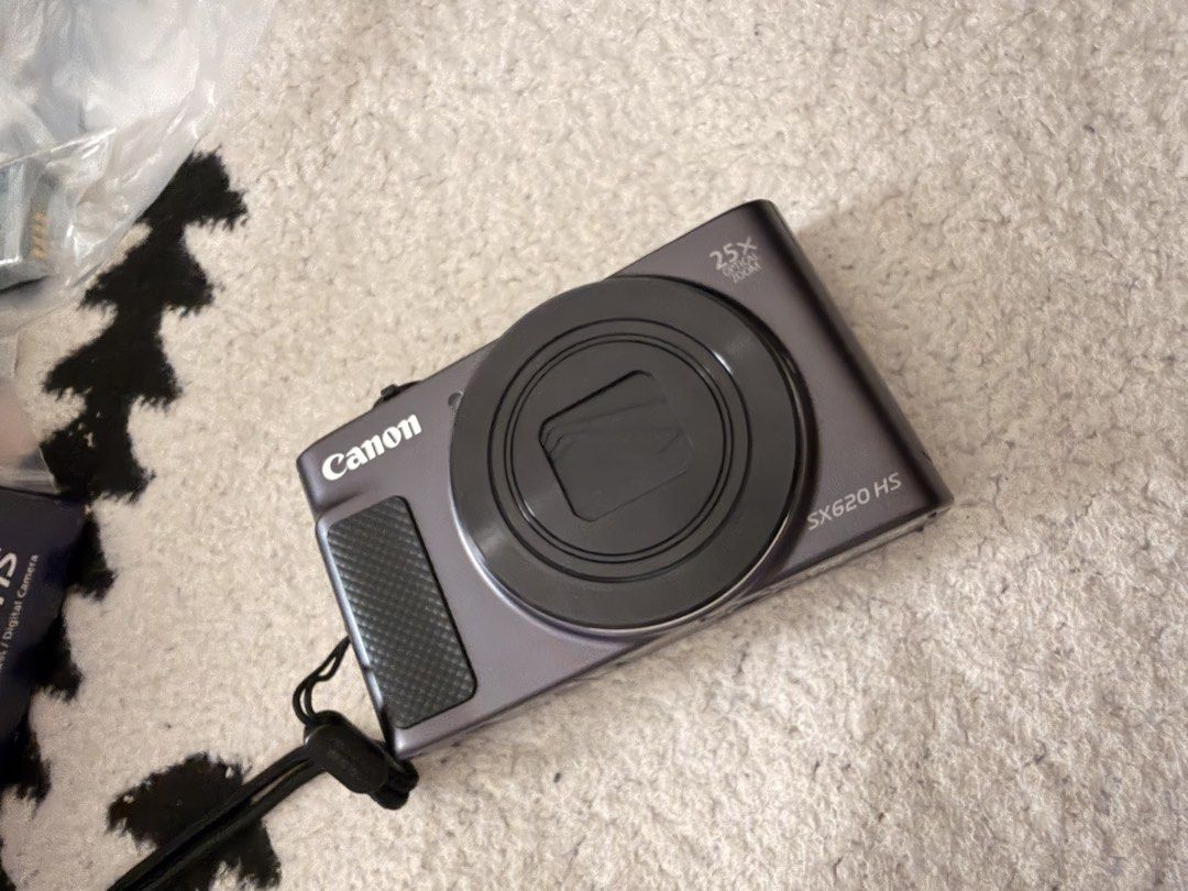 Canon PowerShot SX620 HS Digital Camera (Category: Cameras) located in Manila. Submitted by swiftmountain.988907 (Listing ID 1469189424, Image 3). Description: 📸 FOR SALE: Canon PowerShot SX620 HS 💰 **Price: ₱14,000** Looking for a compact camera that captures beautiful photos and videos? ✨ The **Canon SX620 HS** is perfect for travel, everyday photography, and capturing special moments! 🤍 📷 **Camera Details:** • 20.2 MP CMOS Sensor • 25x Opt
