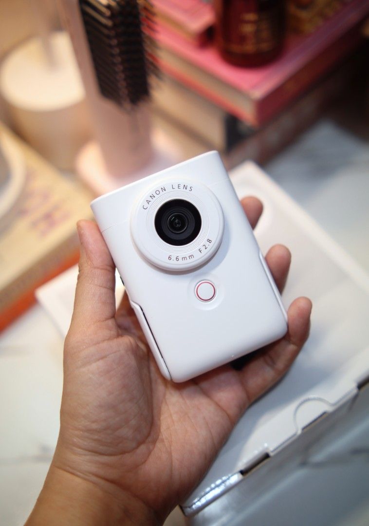 Canon V10 with Freebies (Category: Video Cameras) located in Marikina City. Submitted by iamnicolefaller (Listing ID 1469422446, Image 2). Description: Selling my Canon PowerShot V10 White For ONLY 13,499 with freebies (bought for 20k+ in May 2025 at Canon SM North Edsa branch) FREE SMALL RIG accessories (worth 1.7k) FREE JJC Lens Protector Extra JJC Bag Pouch (not on the pic) FREE EXTRA SCREEN PROTECTOR (not on the pic) Complete with box With ch