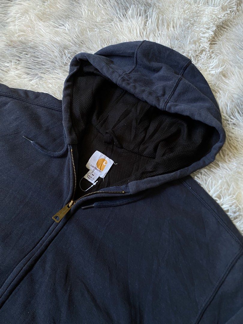 Carhartt Jacket (Category: Coats, Jackets and Outerwear) located in Bago City. Submitted by thrifthunt.6101 (Listing ID 1469466559, Image 3). Description: Carhartt Rain defender Size Med tag fit to large Excellent 9/10 cr.