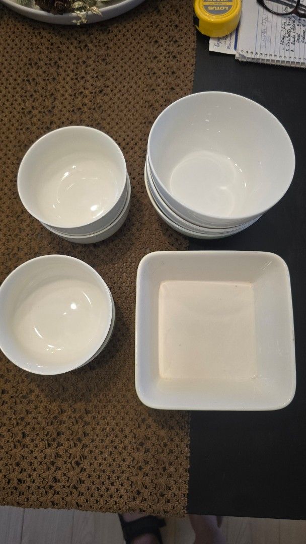 Ceramic Bowl and Dish Set Various Sizes, 9 pcs (Category: Dinnerware & Cutlery) located in Quezon City. Submitted by favestuff (Listing ID 1469413851, Image 1). Description: - Elegant round white ceramic bowls and green square dishes with a smooth glazed finish - Small bowls: 11.5 x 6 cm - Medium bowls: 14 x 7 cm - Green square dishes: 15 x 15 x 6 cm - Sturdy material, perfect for daily meals, snacks, and food serving - No cracks; only 1 pc (medi