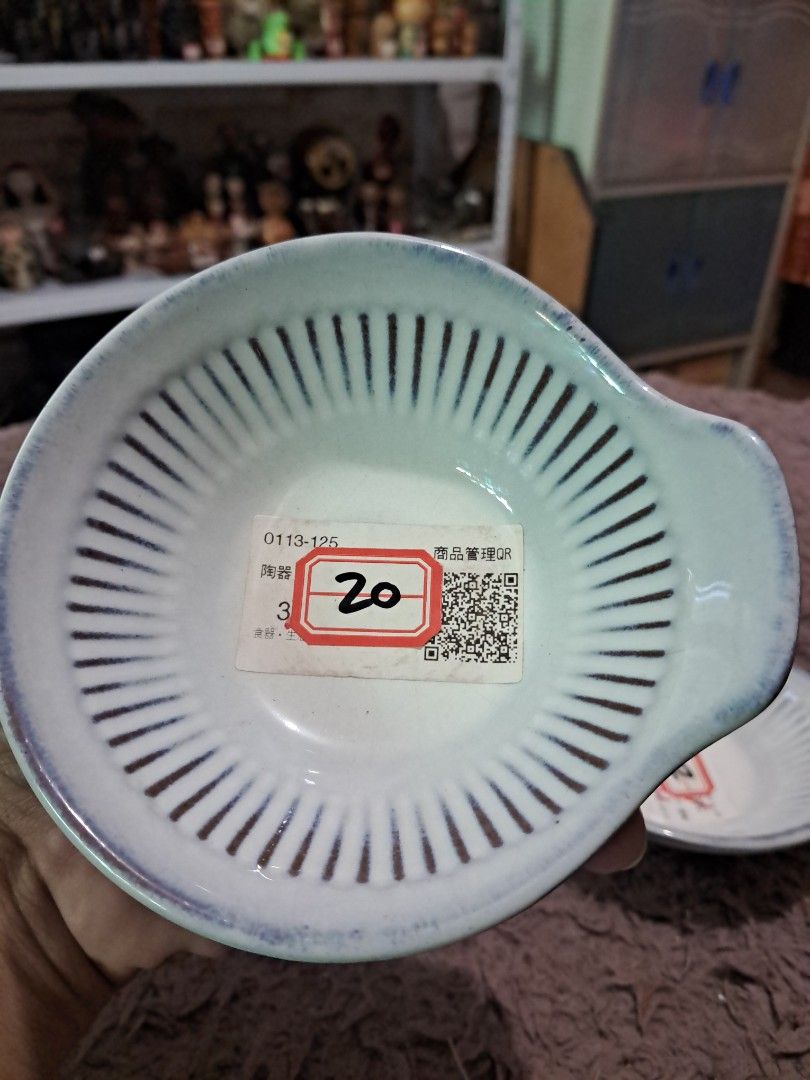 Ceramic dish (Category: Other Kitchenware & Tableware) located in Cavite. Submitted by secretjapansurplus (Listing ID 1469465321, Image 3). Description: 20 each 2 pcs availble with natural crazing unused no box.