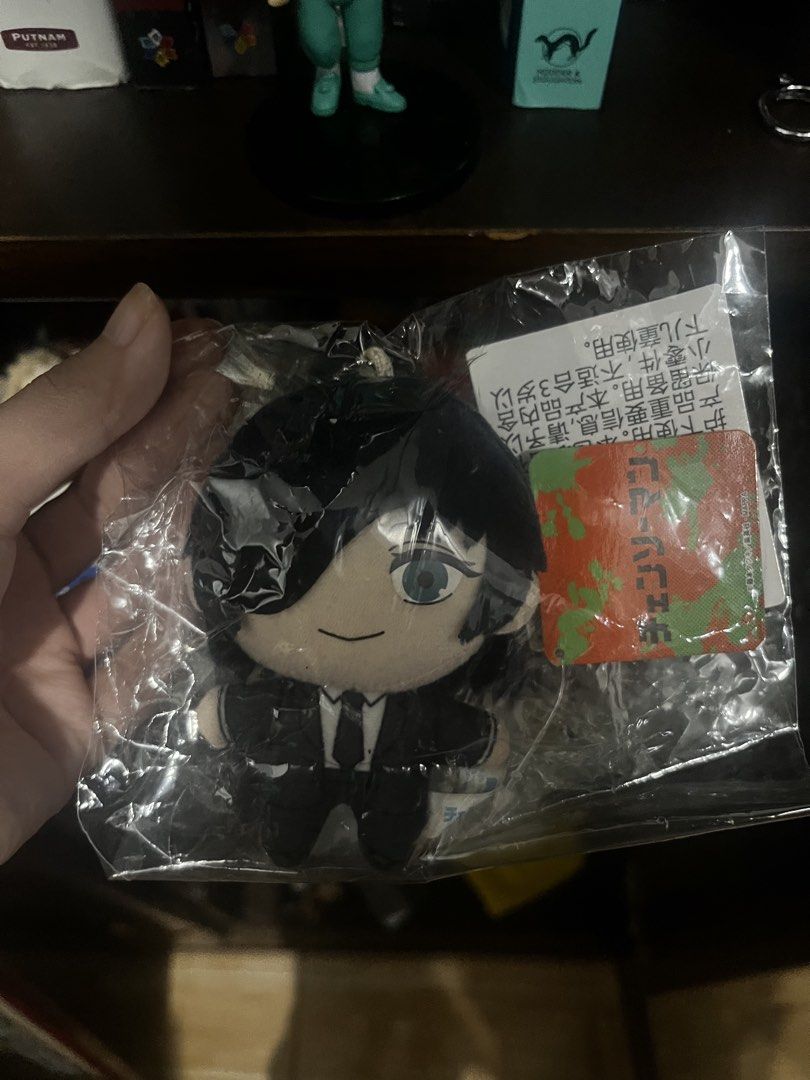 Chainsaw Man Plush Mascot Keychain (Category: Plushies & Soft Toys) located in Manila. Submitted by wayvieee (Listing ID 1469543465, Image 1). Description: Condition: Brand new with tags.