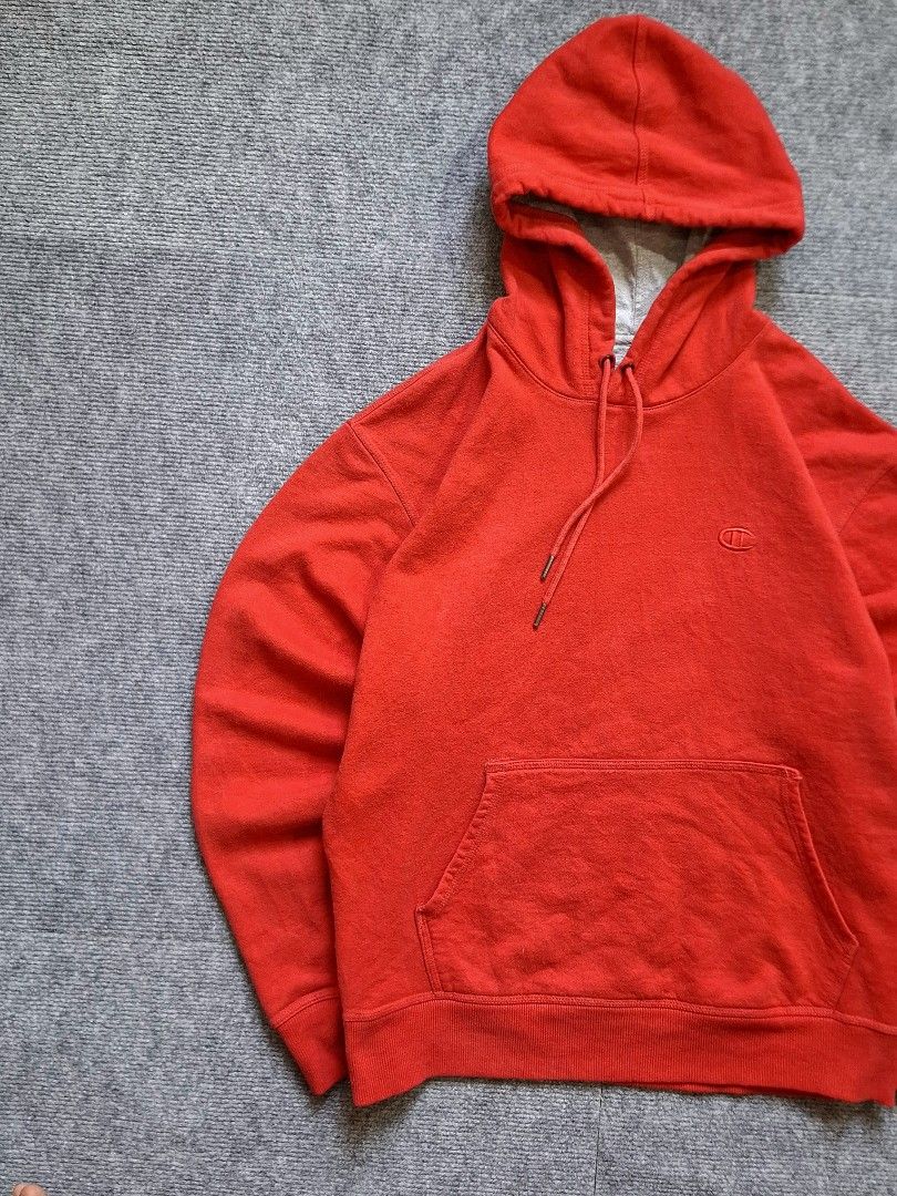 CHAMPION Red Pullover Hoodie (Category: Hoodies) located in Las Pinas. Submitted by nevergetsold.ph (Listing ID 1469487815, Image 2). Description: CHAMPION Red Pullover Hoodie Color Rate: 9/10 Condition Rate: 9/10 Best fit to Large Dimentions (inches) Width: 24 Length: 27.5 Sleeve Length: 25 Issues: none.
