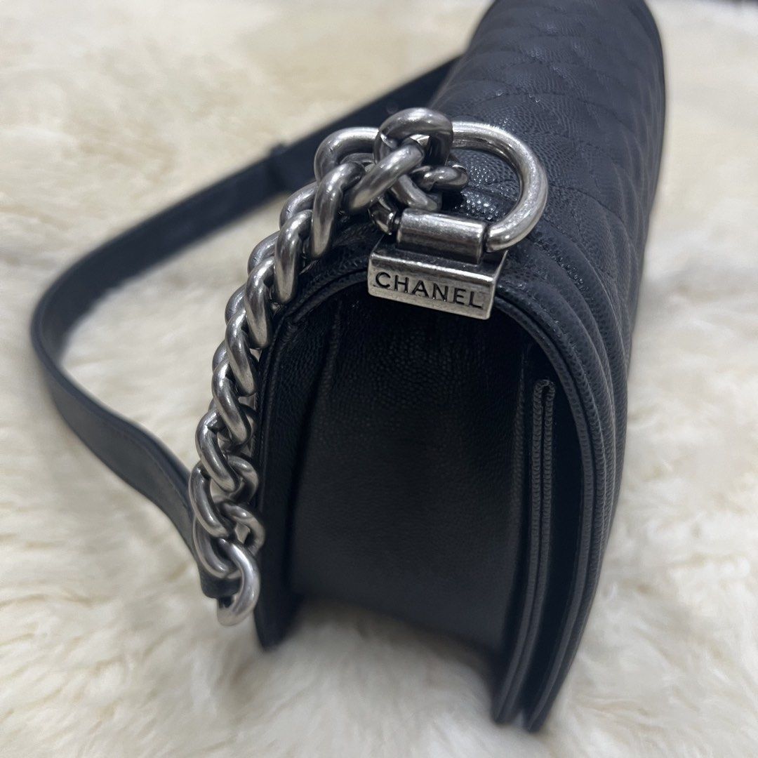 Chanel Le Boy Bag Black Caviar Quilted Silver Hardware (Category: Luxury Bags & Wallets) located in Mandaue City. Submitted by heeba_inu2 (Listing ID 1469487799, Image 3). Description: - NGA - great condition; no flaws Please feel free to DM for more info 😍.