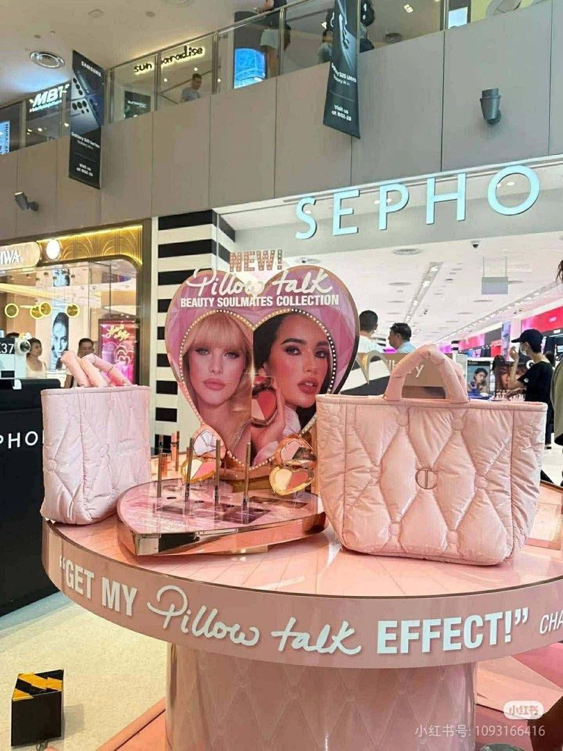 Charlotte Tilbury pink tote (Category: Tote Bags) located in Bacoor. Submitted by jandeeee (Listing ID 1469450204, Image 1). Description: Have 2 slots.