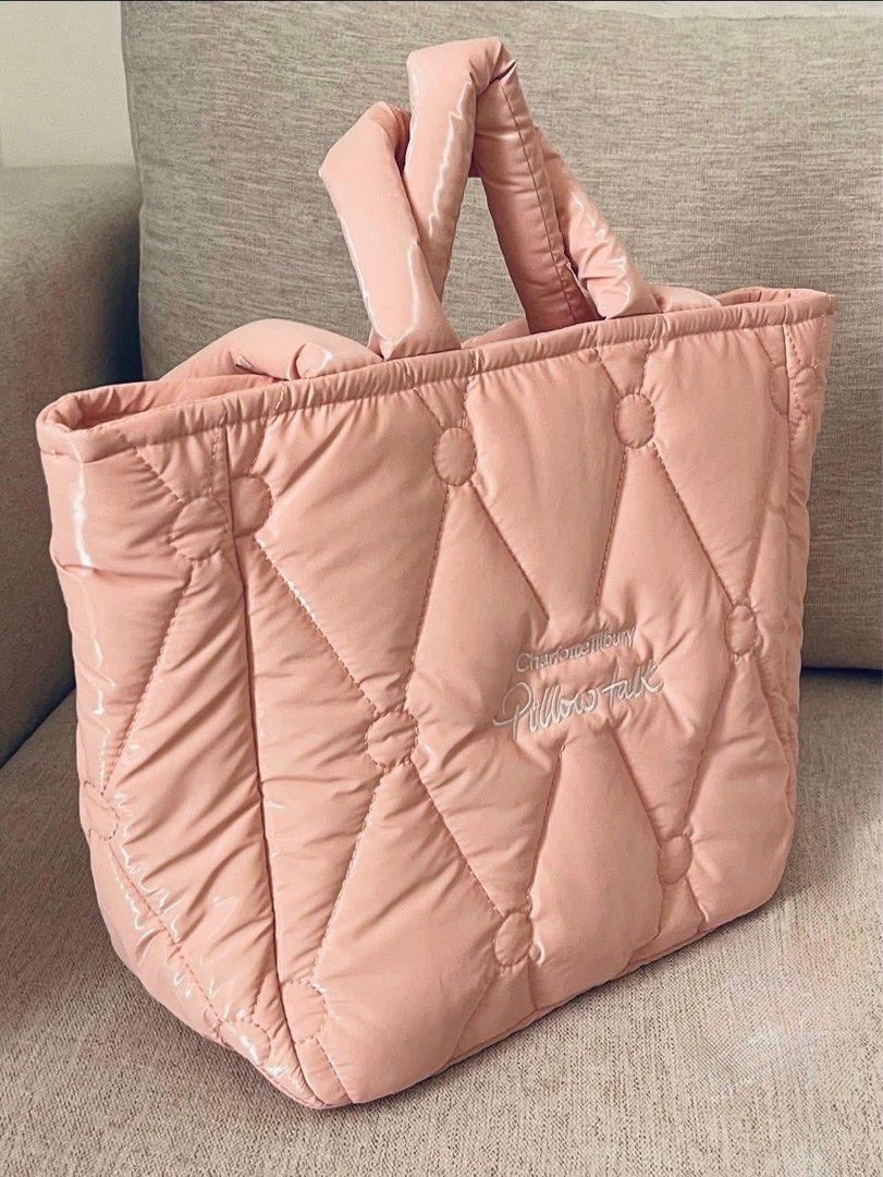 Charlotte Tilbury pink tote (Category: Tote Bags) located in Bacoor. Submitted by jandeeee (Listing ID 1469450204, Image 2). Description: Have 2 slots.
