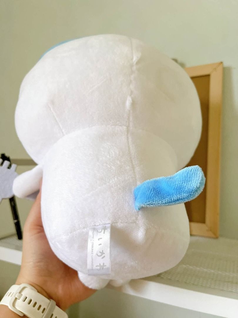 Chiikawa Hachiware Guitar Plush (Category: Character Goods) located in Los Banos. Submitted by gemstone98 (Listing ID 1469448801, Image 2). Description: .