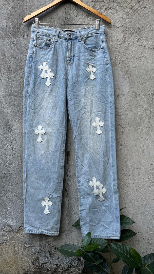 Chrome Hearts denim jeans (Category: Luxury Apparel) located in Cebu City. Submitted by kayekallie (Listing ID 1469509510, Image 1). Description: ❗️Authenticity not guaranteed❗️ ❗️Negotiable❗️ Waist 28-29 Length42 Excellent condition 9.5/10 color rate No issue.
