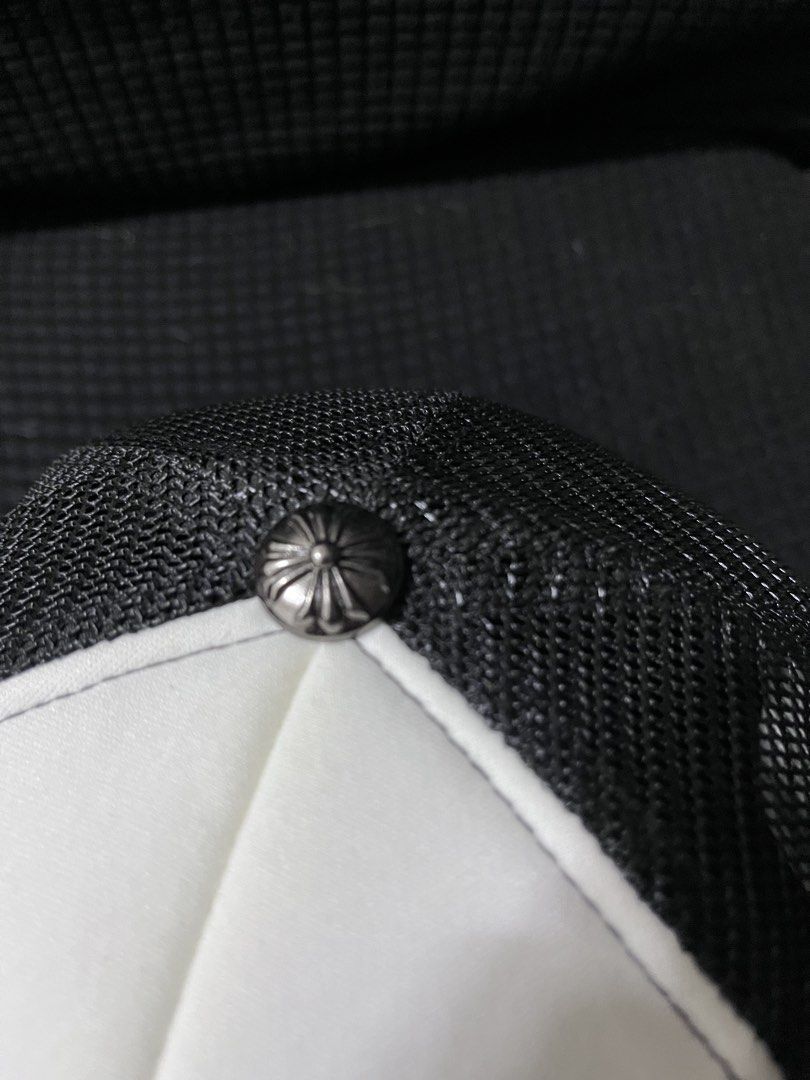Chrome hearts net cap (top g) (Category: Caps & Hats) located in Angeles City. Submitted by ursenpaiu__ (Listing ID 1469538882, Image 2). Description: Please see minimal issue on last two pictures..