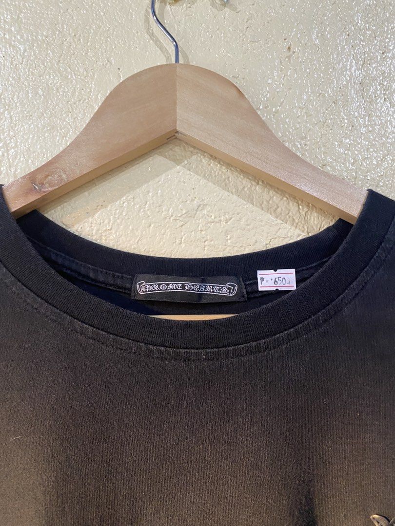 Chrome hearts shirt (Category: Tshirts & Polo Shirts ) located in Calapan. Submitted by mnlhabithrift23 (Listing ID 1469513968, Image 3). Description: Width : 19 Length : 26 Color rate : 9/10 Issue : color rate color may change due to lighting .