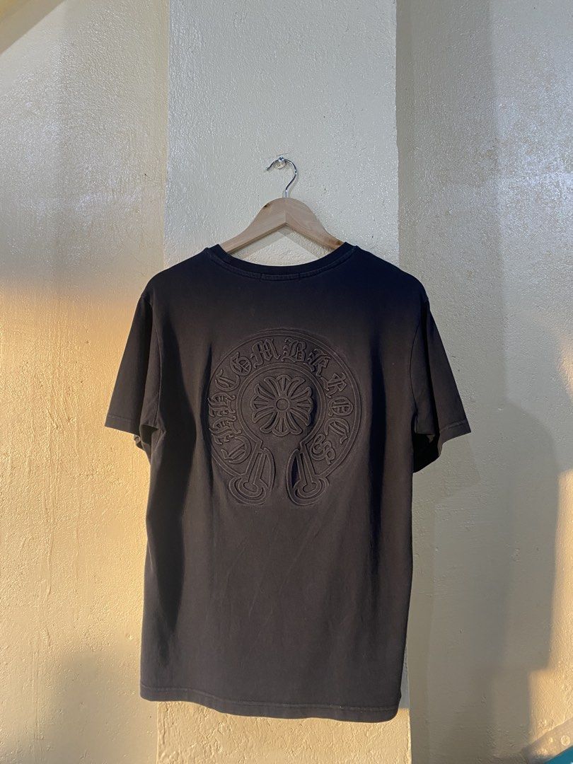 Chrome hearts shirt (Category: Tshirts & Polo Shirts ) located in Calapan. Submitted by mnlhabithrift23 (Listing ID 1469513968, Image 2). Description: Width : 19 Length : 26 Color rate : 9/10 Issue : color rate color may change due to lighting .