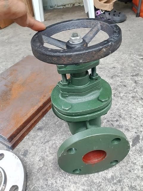 CI gate valve Size: 2" (Category: Everything Else Others) located in Manila. Submitted by joeyroque09 (Listing ID 1469446477, Image 3). Description: CI gate valve Size: 2".