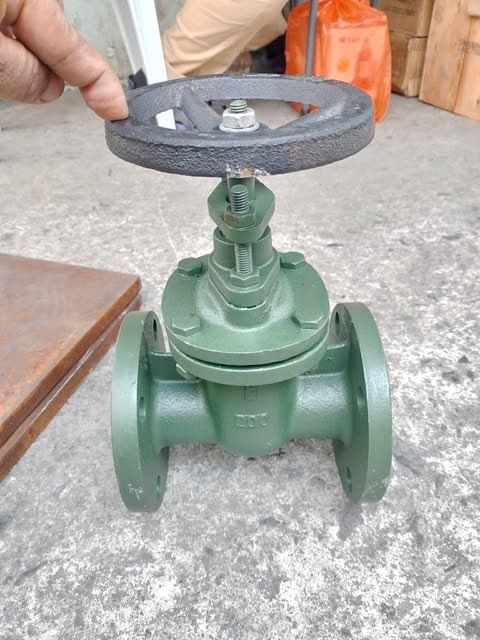 CI gate valve Size: 2" (Category: Everything Else Others) located in Manila. Submitted by joeyroque09 (Listing ID 1469446477, Image 2). Description: CI gate valve Size: 2".