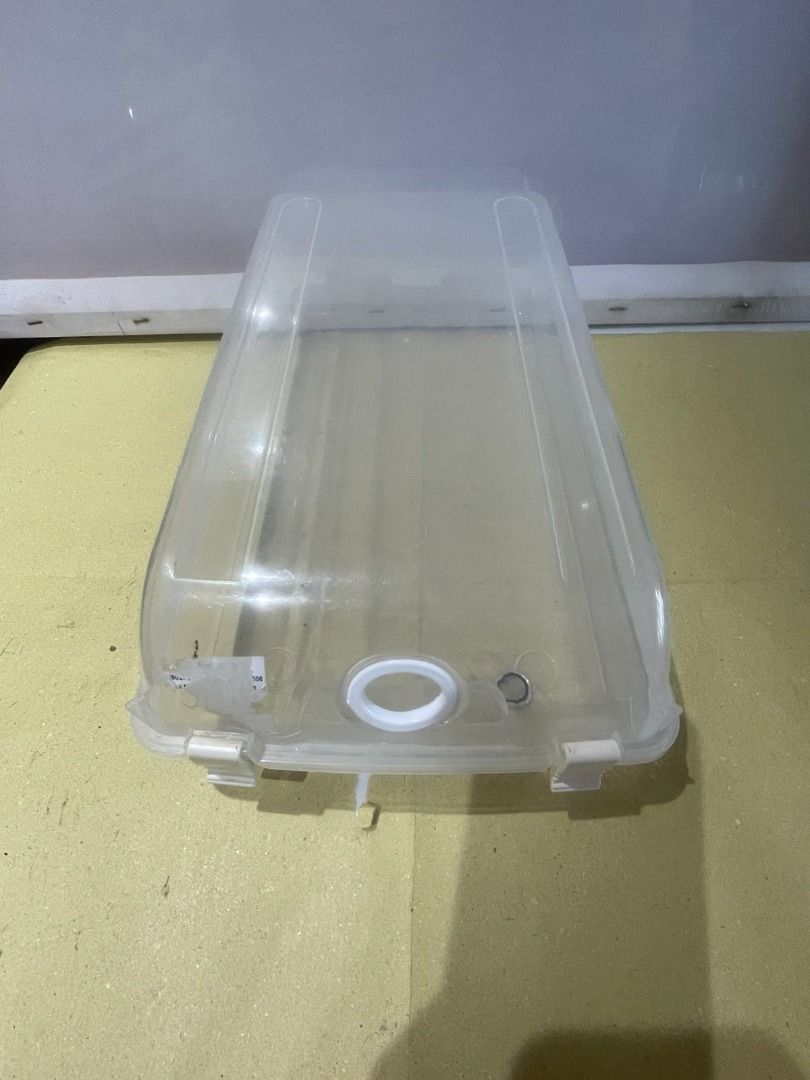 Clear Plastic Flat Storage Box (Category: Storage Boxes & Baskets) located in Quezon City. Submitted by foxsquaredeals (Listing ID 1469453994, Image 1). Description: Size: 18cm x 33cm 1pc available MOP: Gcash/Bank transfer .