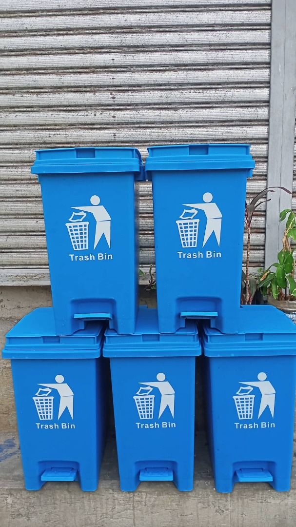 CLIP TRASH BIN (Category: Waste Bins & Bags) located in Caloocan City. Submitted by calmhawk_a2cd7a (Listing ID 1469400133, Image 1). Description: CLIP TRASH BIN FOOT PEDAL IMPORTED 20 LITERS- 33L x 25W x 45H We also have Barrier / traffic cone / ppe's / cover all Trash bin / cooler box / kayak / freezer jacket Safety shoes / rainboots/ raincoat JUST CALL US / Pm me for more info. -09971763227 LOOK FOR : Angelina Address: 634 JRA COMPOUND LUPANG 