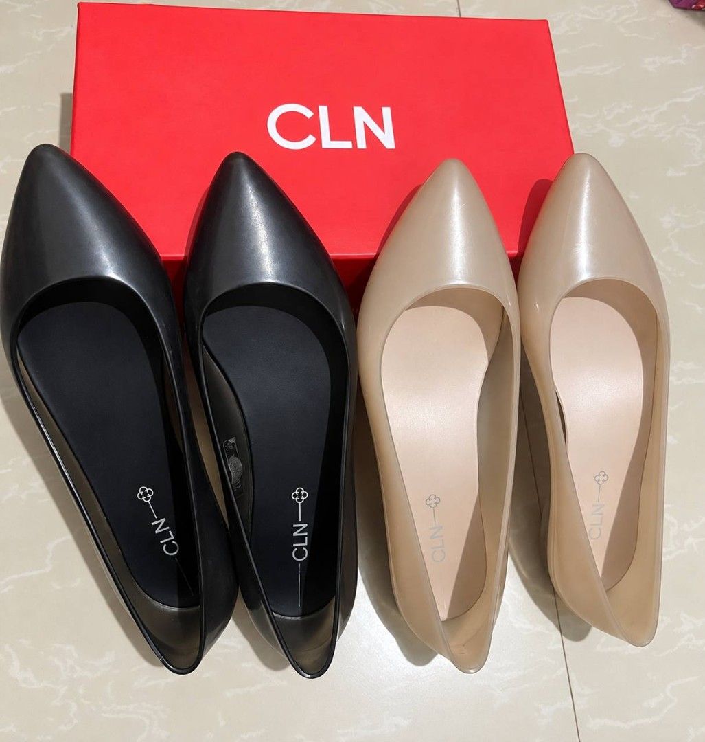 CLN Flats/Dollshoes for ONLY 400 EACH (Category: Flats & Sandals) located in Cebu City. Submitted by micaverzosa30 (Listing ID 1469521437, Image 2). Description: - Brand: CLN - Quantity: 3 pairs - Design: Comfortable slip-on style - Condition: Clean insoles with visible CLN branding - Perfect for: Everyday rotation, casual outings, or office wear Preloved- Only used once .