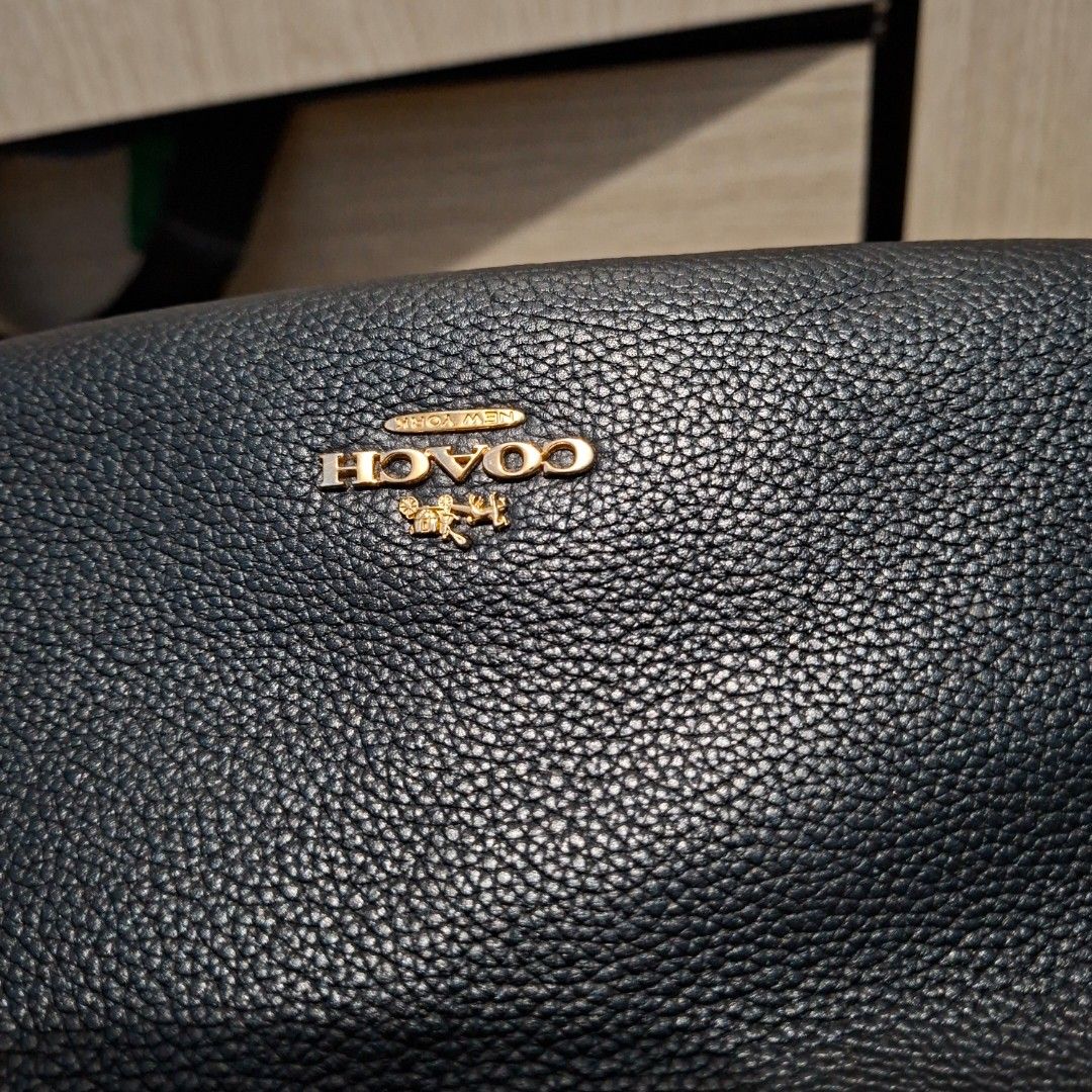 Coach Bag Eddie Turnlock (Category: Shoulder Bags) located in Cavite. Submitted by sofabinpink (Listing ID 1469538917, Image 3). Description: .