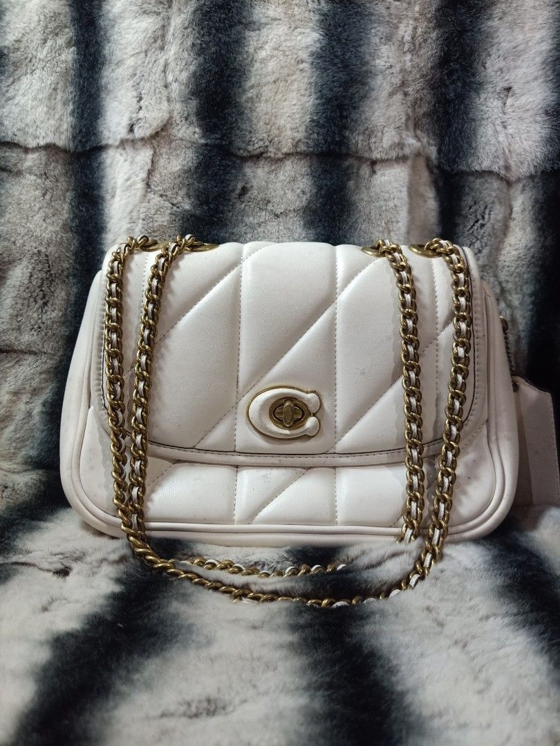 COACH BAGs (Category: Luxury Bags & Wallets) located in Iloilo. Submitted by ukaynizoee (Listing ID 1469571976, Image 3). Description: PRE-LOVED BUT WELL-LOVED 👜✨ 🇯🇵 JAPAN&KOREA🇰🇷 SOURCED UKAY-UKAY ITEMS 📌 AUTHENTICITY DISCLAIMER Since our items are sourced from ukay-ukay, we cannot guarantee the authenticity of branded items. However, we highly recommend them for their style and value. 📦 PH ON HAND — READY TO SHIP 💰 MINE NOW, PAY NOW ☑️ 