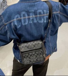 （分類：）位於 。 由 bellezza. 提交（商品編號 1469435582，圖片 1）。簡介： 。