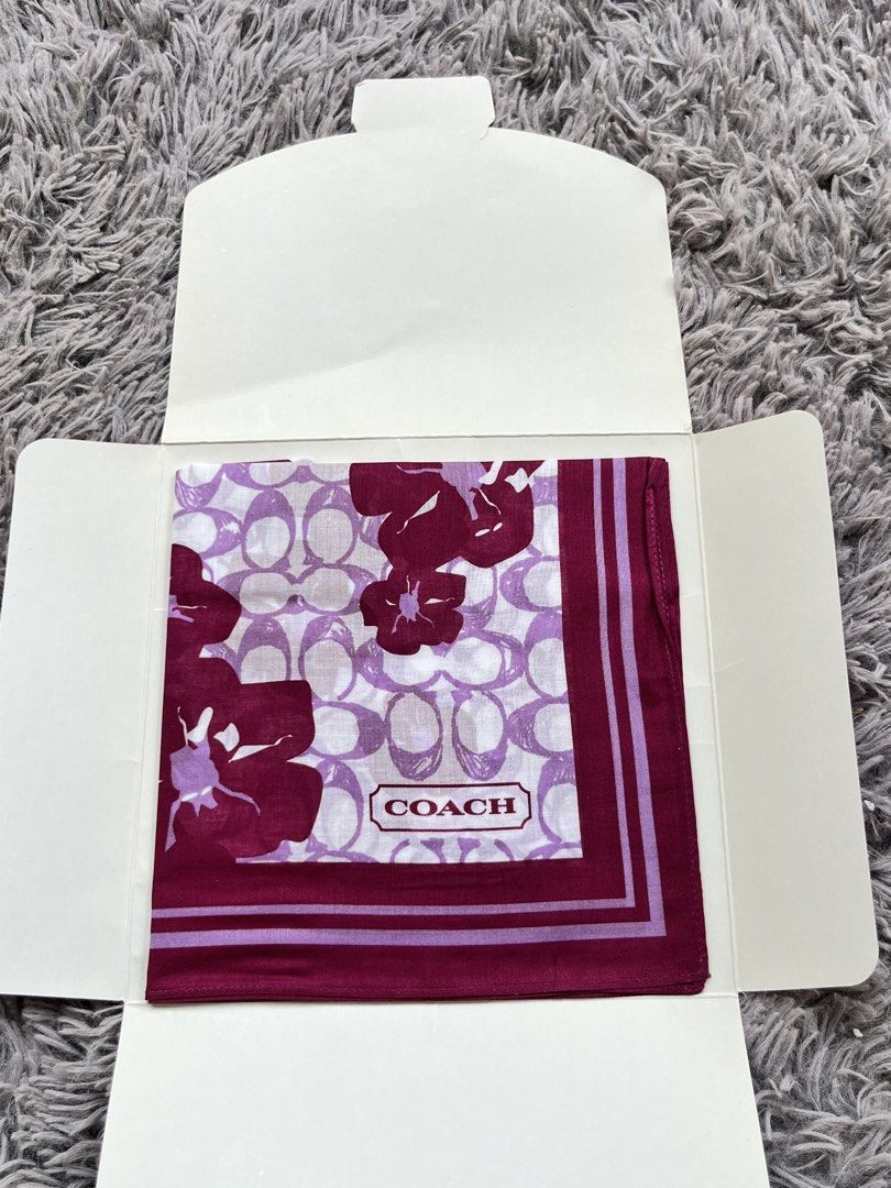COACH HANDKERCHIEF (Category: Scarves) located in Dipolog. Submitted by janja2002 (Listing ID 1469495331, Image 2). Description: BRANDNEW GALING JAPAN SURPLUS.