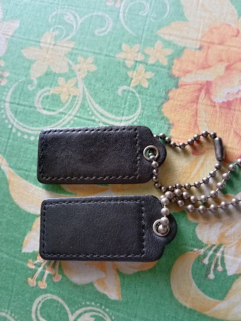 Coach hangtag 2pcs choco brown & black (Category: Luxury Accessories) located in Llanera. Submitted by stopnshop_03 (Listing ID 1469429484, Image 2). Description: payment first no to joyjoy talk.