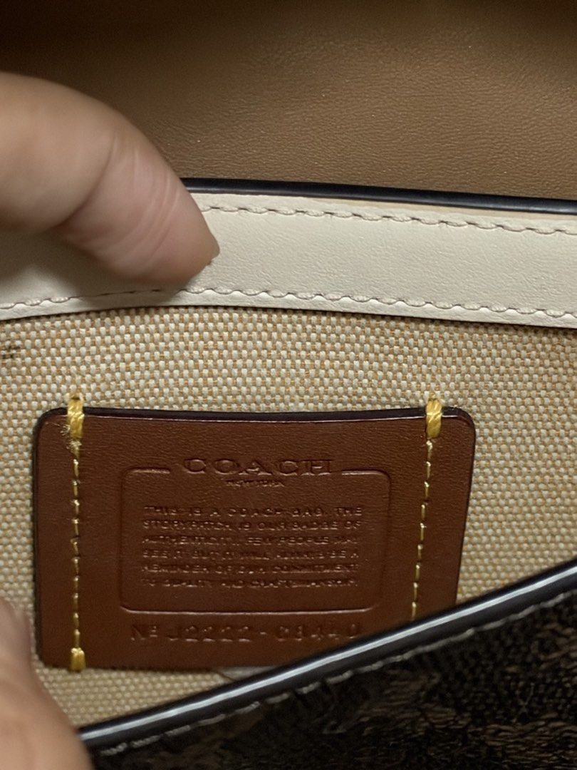 Coach Hero crossbody bag (Category: Luxury Bags & Wallets) located in Manila. Submitted by oggoodsph (Listing ID 1469538466, Image 2). Description: COACH HERO CROSSBODY BAG preloved but in excellent condition Bought from Coach Langham Hongkong 14,000 (no to lowballers) Comes with dustbag. Originally bought for 30k Location: QC, Manila.