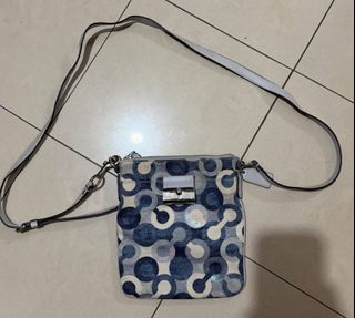 (Category: ) located in . Submitted by aimanafif00 (Listing ID 1469529461, Image 1). Description: .