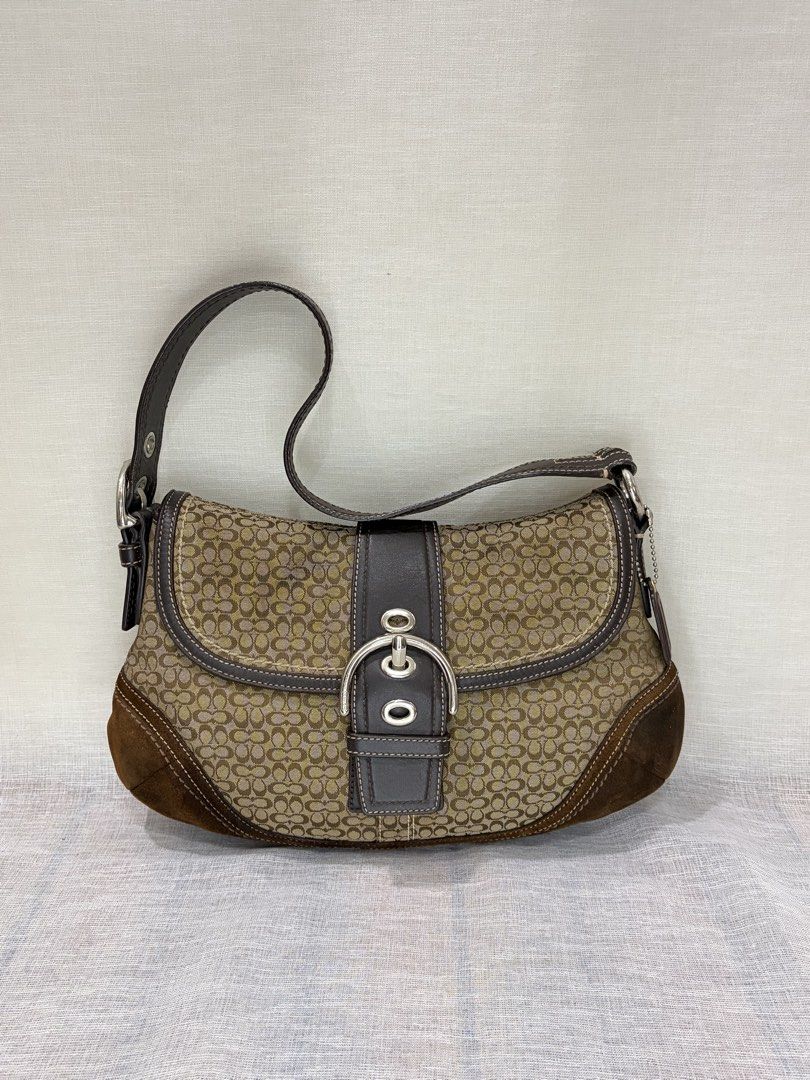 Coach Medium Suede Soho (Category: Luxury Bags & Wallets) located in Laoac. Submitted by canvasandleatherbyaliii (Listing ID 1469520810, Image 1). Description: Rank A - Excellent Condition .