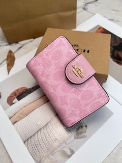 （分類：）位於 。 由 bellezza. 提交（商品編號 1469506947，圖片 1）。簡介： 。
