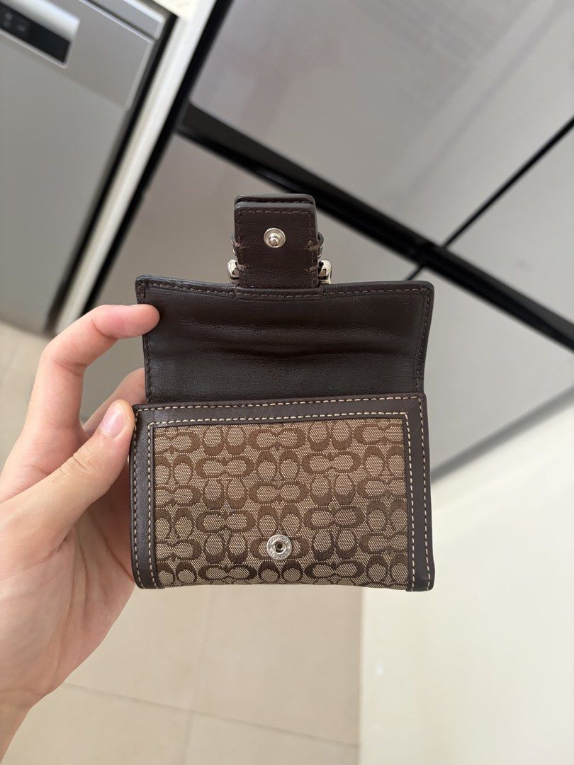 Coach Mini Soho Trifold Wallet Choco Brown (Category: Luxury Bags & Wallets) located in Manila. Submitted by calevrs (Listing ID 1469397753, Image 3). Description: Condition: Rank A Authentic On-hand (ready to Lalamove).