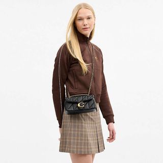 (Category: ) located in . Submitted by shopwithmira13 (Listing ID 1469411289, Image 1). Description: .