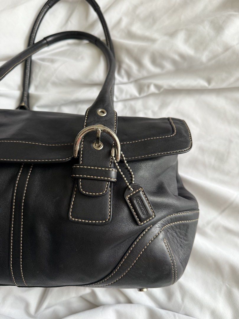 Coach Soho leather flap satchel (Category: Shoulder Bags) located in Mandaluyong City. Submitted by red162 (Listing ID 1469487732, Image 2). Description: Coach Soho leather flap satchel 3,000 taguig.