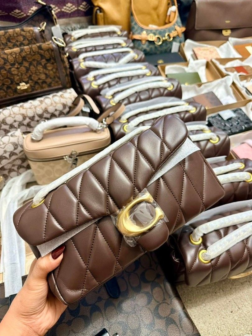 Coach Tabby26 Maple Brown Shoulder Bag (Category: Shoulder Bags) located in Manila. Submitted by msddirectfactoryoutlet (Listing ID 1469403396, Image 1). Description: .