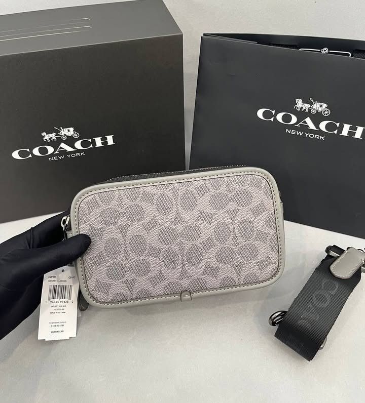 COACH WYATT (Category: Sling Bags) located in Pasig City. Submitted by titalana2011991 (Listing ID 1469394691, Image 2). Description: BRANDNEW/ ORIGINAL COMPLETE INCLUSIONS ACTUAL PHOTO DELIVERY via LALAMOVE.