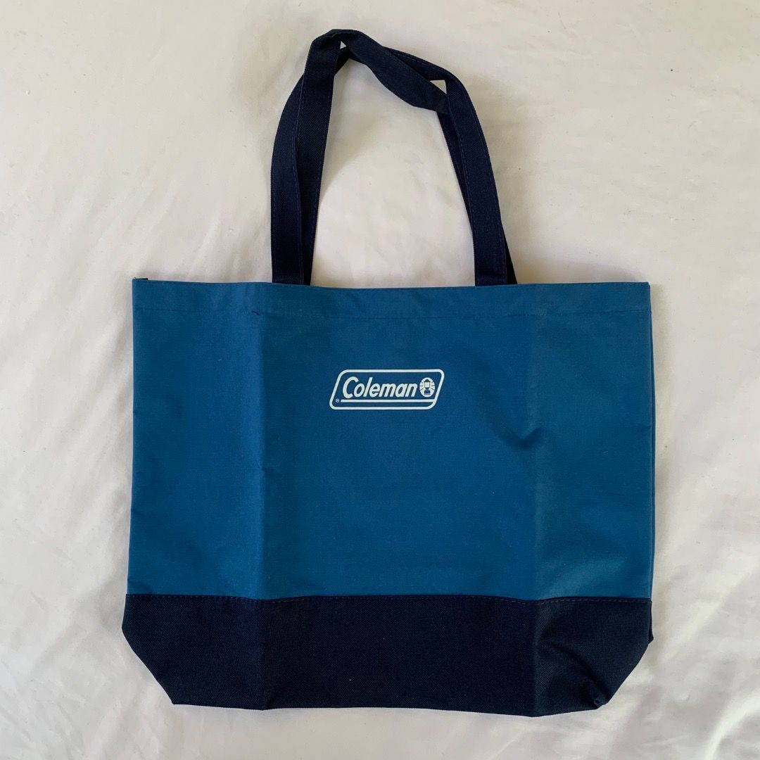 Coleman Tote Bag (Category: Hiking & Camping) located in Mendez-Nunez. Submitted by anikkoyan (Listing ID 1469499963, Image 3). Description: Coleman Tote Bag Length: 12.5 Width: 16 - BN 299 + sf.