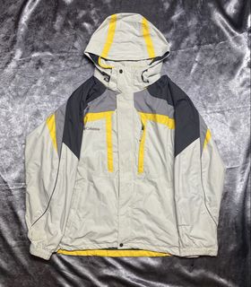 (Category: ) located in . Submitted by kevinthriftshop (Listing ID 1469525268, Image 1). Description: .