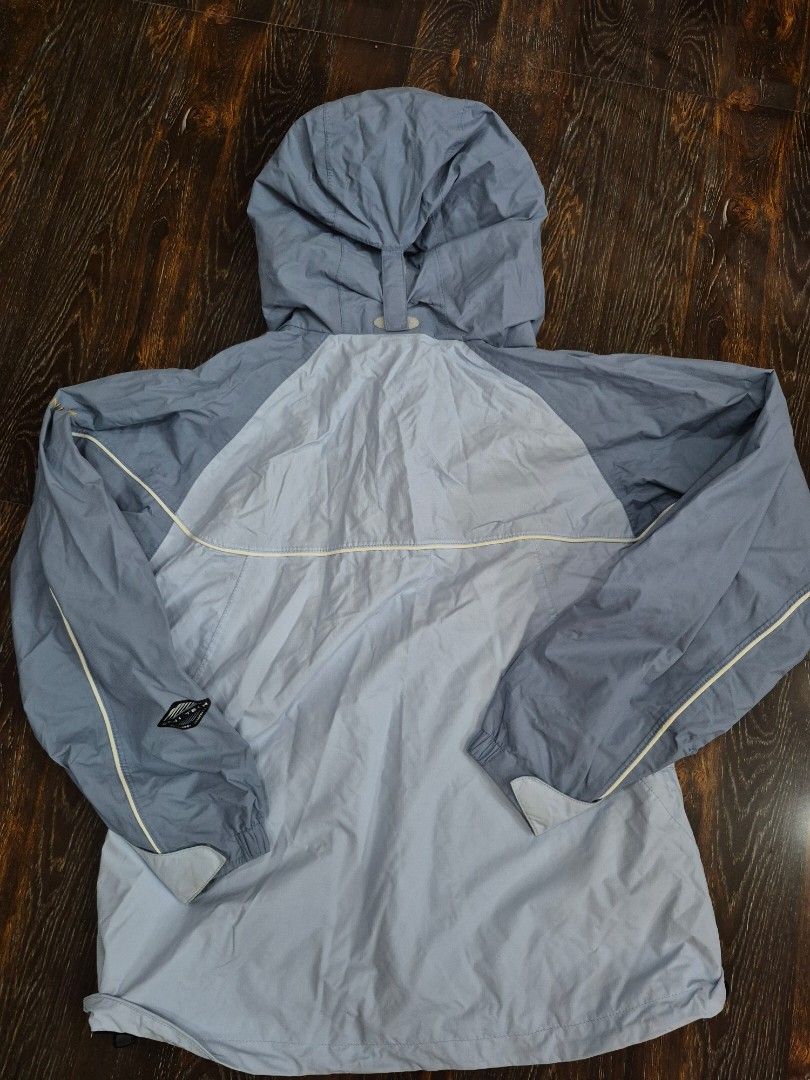Columbia OmniTech Jacket (Category: Coats, Jackets and Outerwear) located in Santa Cruz. Submitted by deenem (Listing ID 1469440195, Image 3). Description: Like New😍👌 No flaws👌 M on Tag Can fit M-L Asian (Measurements laid flat in inches) Bust:23 Armhole:10 Lenght: 25.