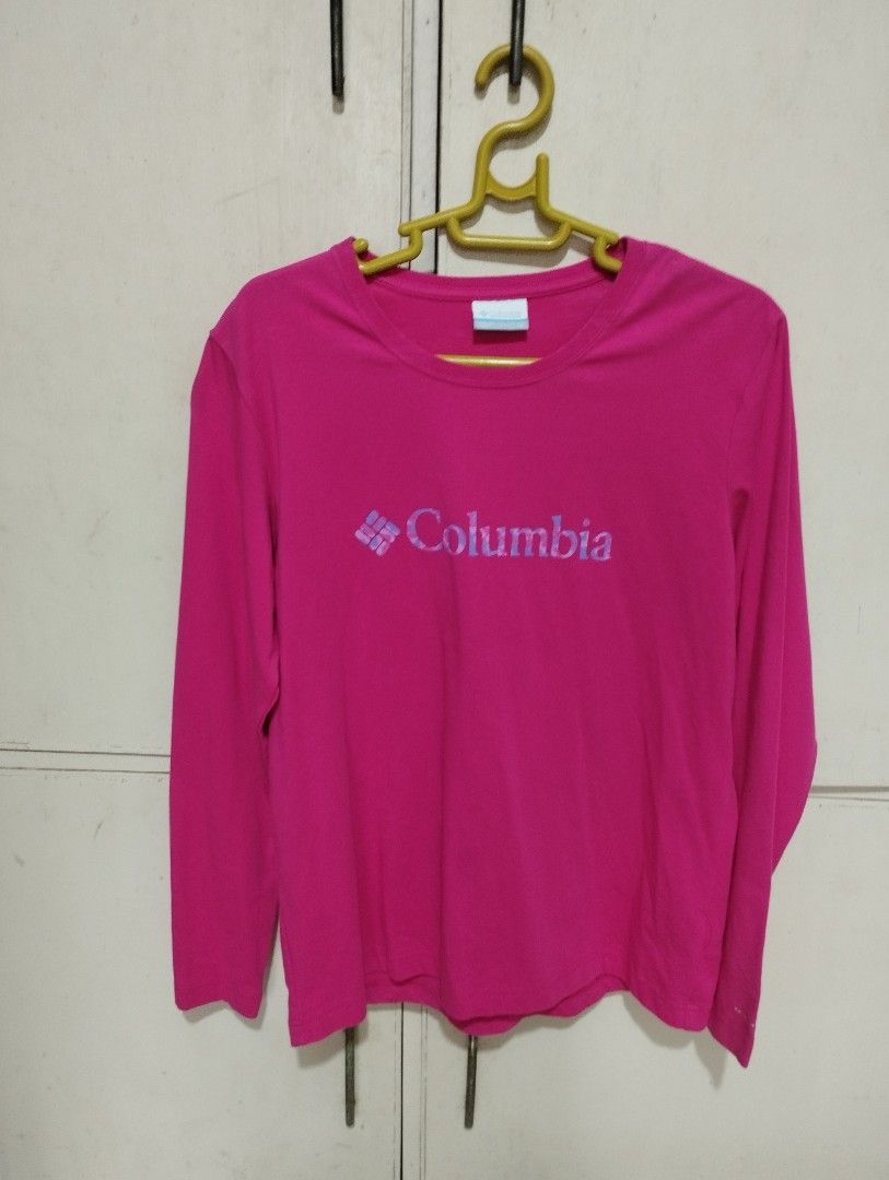 Columbia Sweat Shirt (Category: Shirts) located in San Fernando. Submitted by nerosales (Listing ID 1469473613, Image 1). Description: Columbia Sweat Shirt Omni-Wick Large width - 19 inches length - 24 inches 399 pesos only SM City Pampanga Shipping: J&T Payment: Gcash NO COD NO COP NO WAYBILL FIRST.