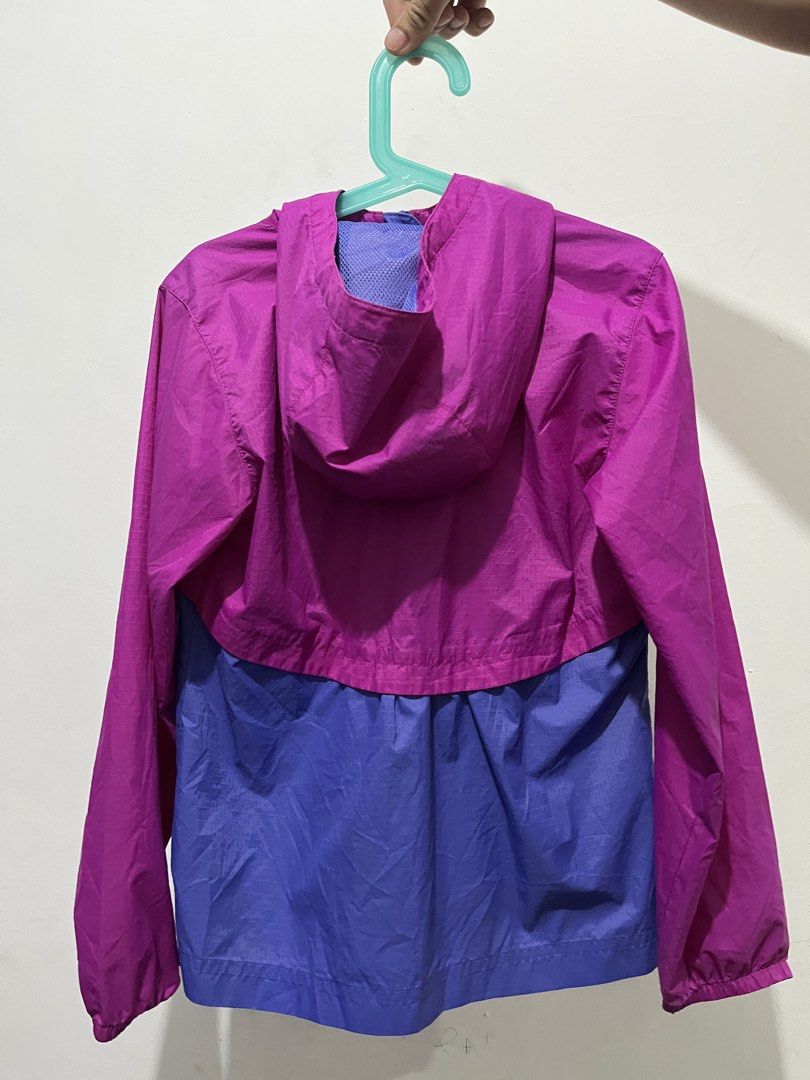 Columbia Windbreaker Jacket Kids (Category: Babies & Kids Fashion) located in Imus. Submitted by alexapreloooved (Listing ID 1469492591, Image 2). Description: .