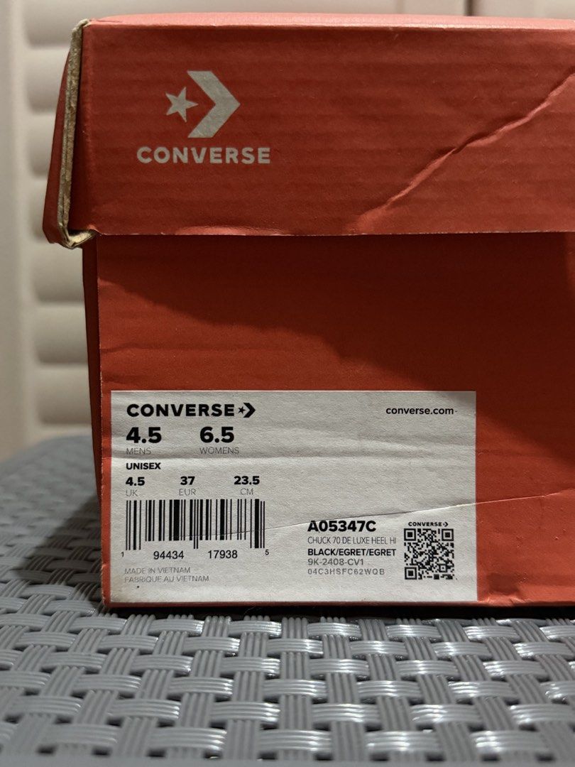 Converse Chuck 70 De Luxe Heel Platforms Size US 6.5 (Category: Sneakers) located in Marikina City. Submitted by sometimes.xo (Listing ID 1469545048, Image 3). Description: size 6.5 us in women, 23.5cm used x3, comes with original box bought in june 2025.