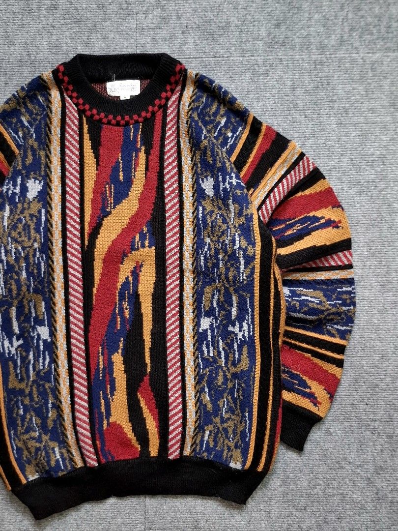 Coogi Vibes Sweater (Category: Coats, Jackets and Outerwear) located in Las Pinas. Submitted by nevergetsold.ph (Listing ID 1469489854, Image 3). Description: Coogie Vibes Sweater Color Rate: 9.5/10 Condition Rate: 9.5/10 Best fit to Large Dimentions (inches) Width: 23.5 Length: 30 Sleeve Length: 22.5 Issues: none.